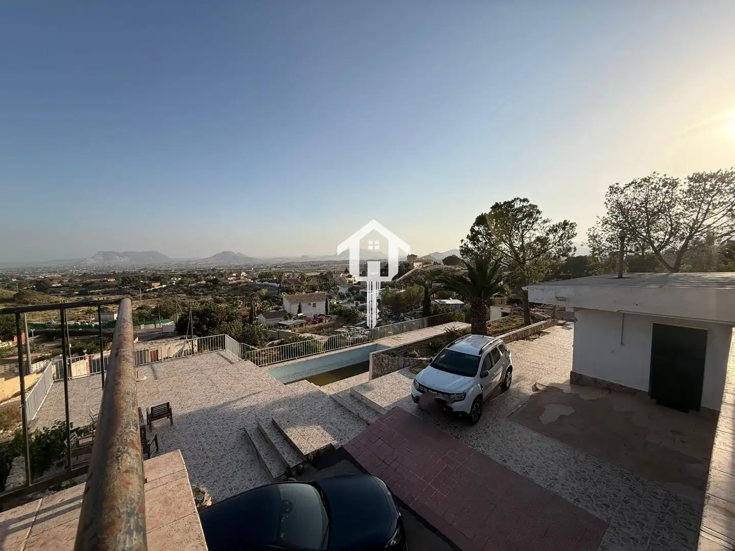 Exterior view of Houses for sale in San Vicente del Raspeig / Sant Vicent del Raspeig  with Air Conditioner, Private garden and Terrace