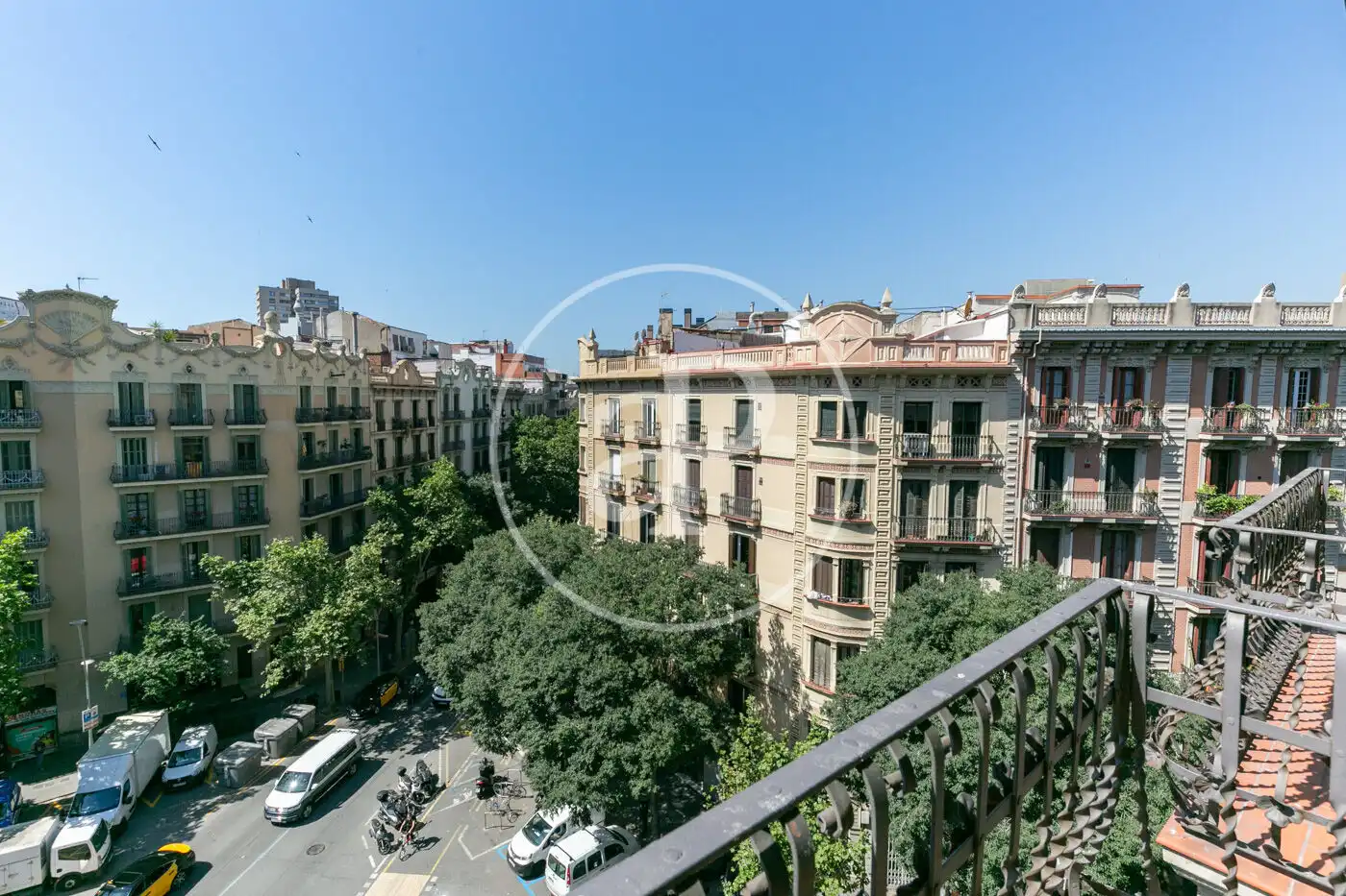 Außenansicht von Dachboden zum Verkauf in Barcelona mit Klimaanlage, Heizung und Terrasse