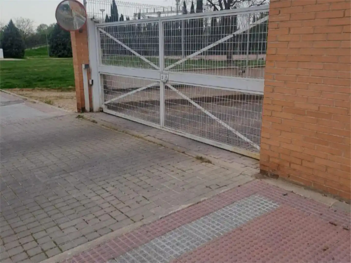 Aparcament de Pis en venda en Torrejón de Ardoz amb Aire condicionat