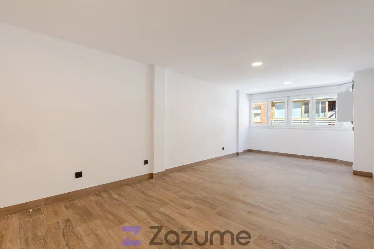Living room of Flat for rent in Las Rozas de Madrid  with Heating, Private garden and Swimming Pool