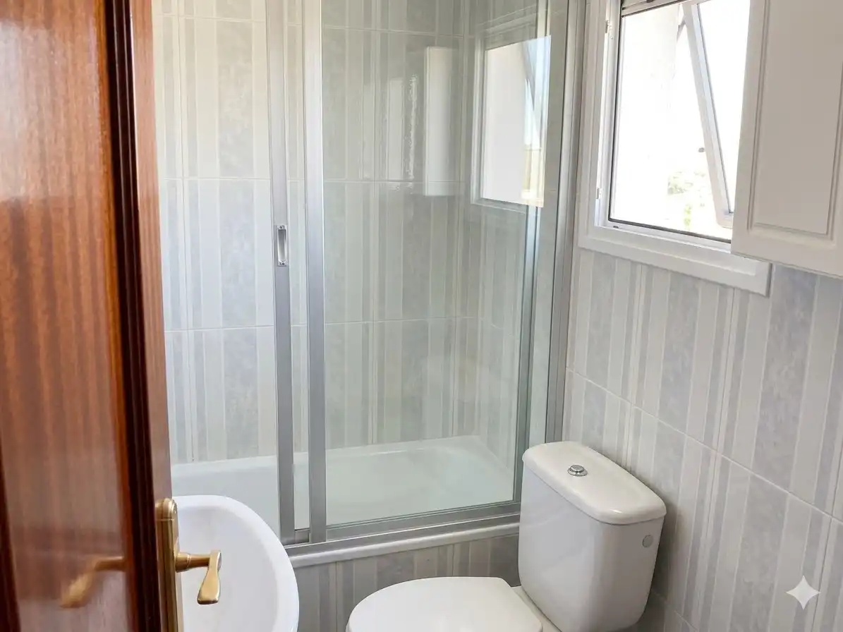 Bathroom of Flat for sale in Getafe  with Terrace