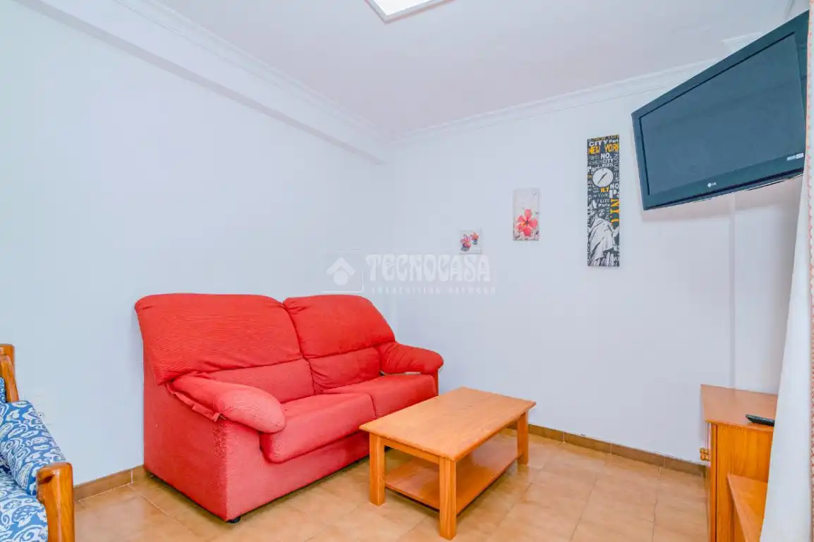 Sala de estar de Piso en venta en Granada con Aire acondicionado y Balcón
