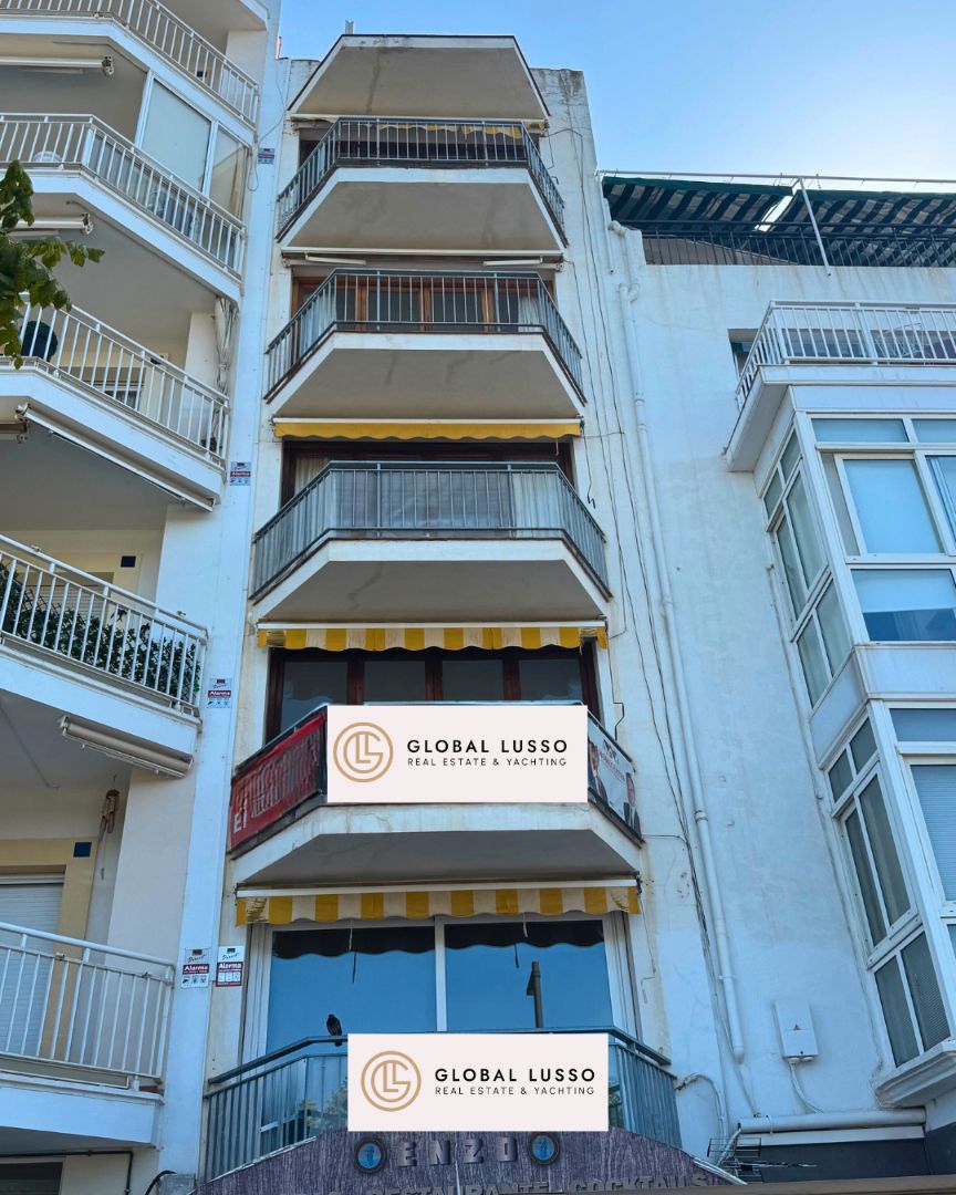 Exterior view of Building for sale in Roses