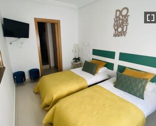 Bedroom of Flat to rent in  Madrid Capital  with Air Conditioner, Heating and Furnished