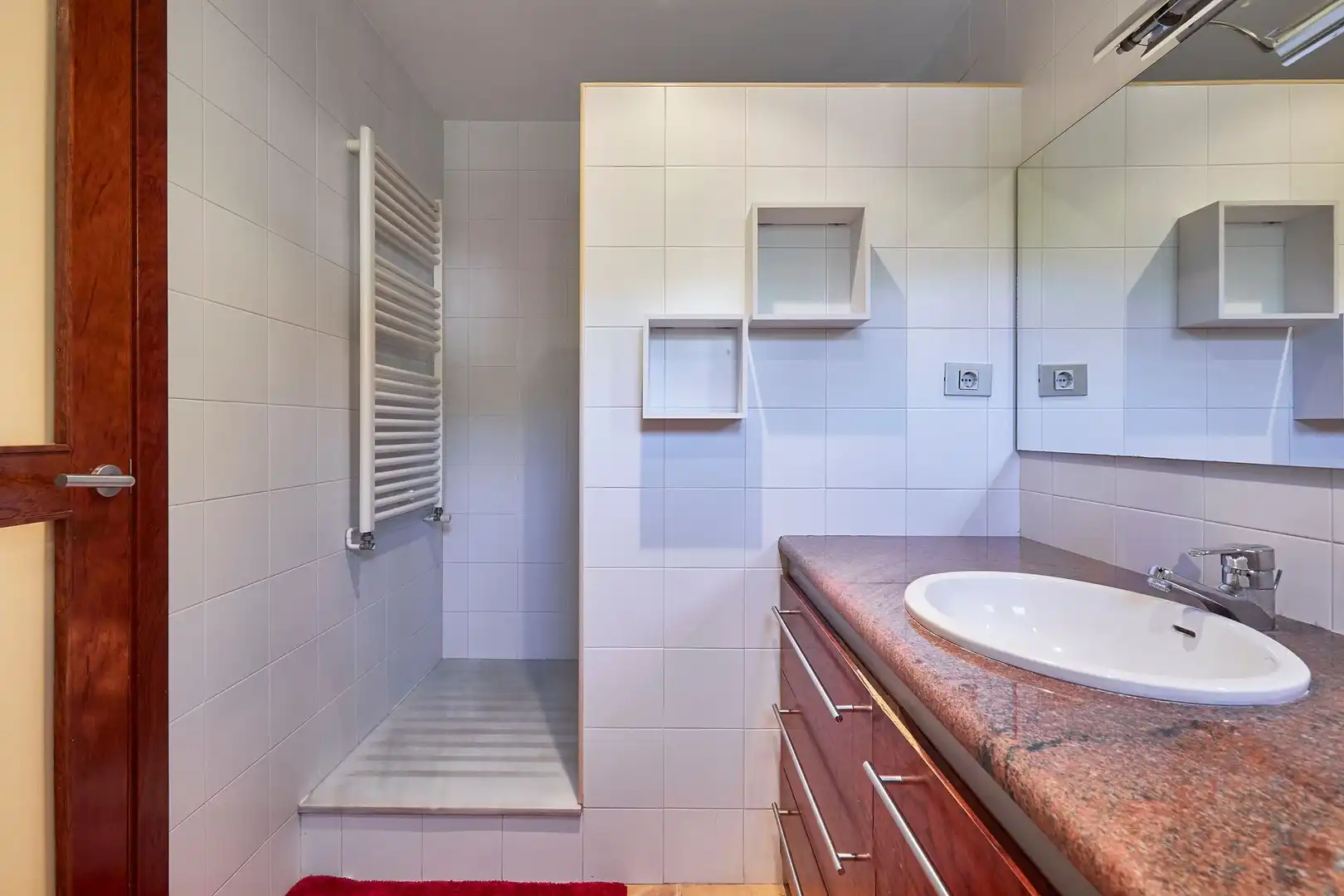 Badezimmer von Haus oder Chalet zum Verkauf in Premià de Dalt mit Klimaanlage, Heizung und Privatgarten