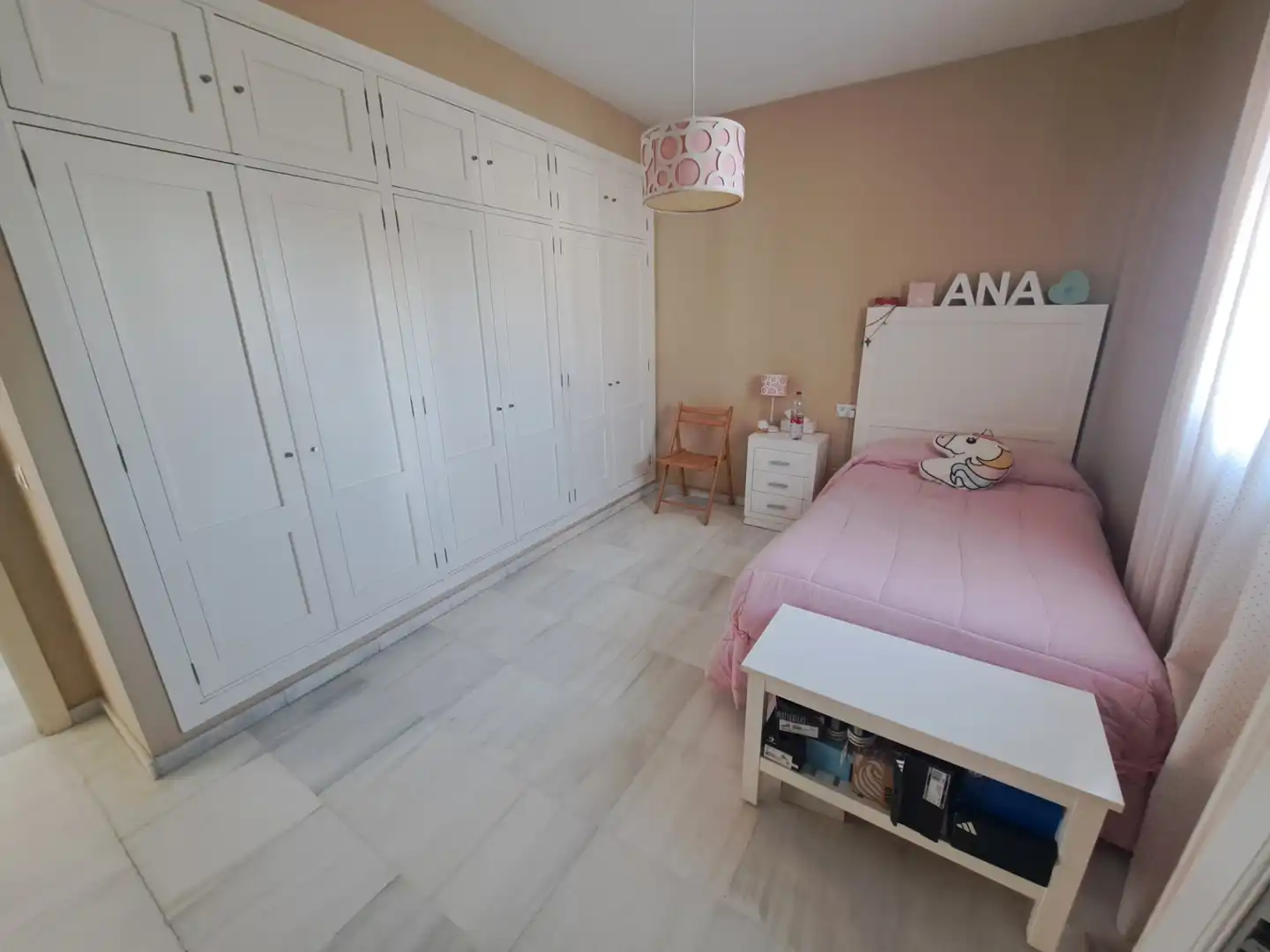 Dormitori de Casa o xalet en venda en Dos Hermanas amb Aire condicionat, Jardí privat i Terrassa