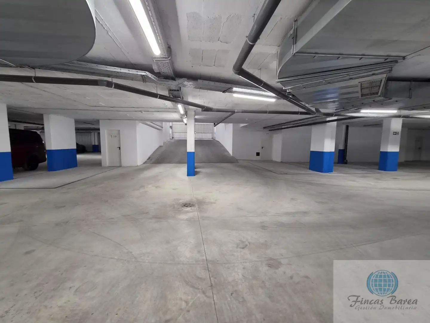 Garage for rent in Martinez Catena, Puerto Deportivo
