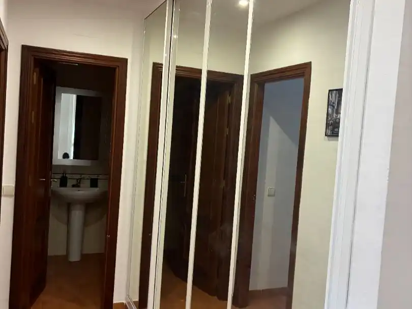 Maisonette zur Miete in Dos Hermanas mit Klimaanlage, Privatgarten und Abstellraum
