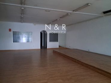 Local comercial de lloguer a Lugo