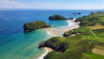 Vista exterior de Casa o xalet en venda en Llanes amb Jardí privat