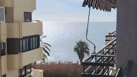 Se vende encantador estudio en primera línea de playa, Marbella.