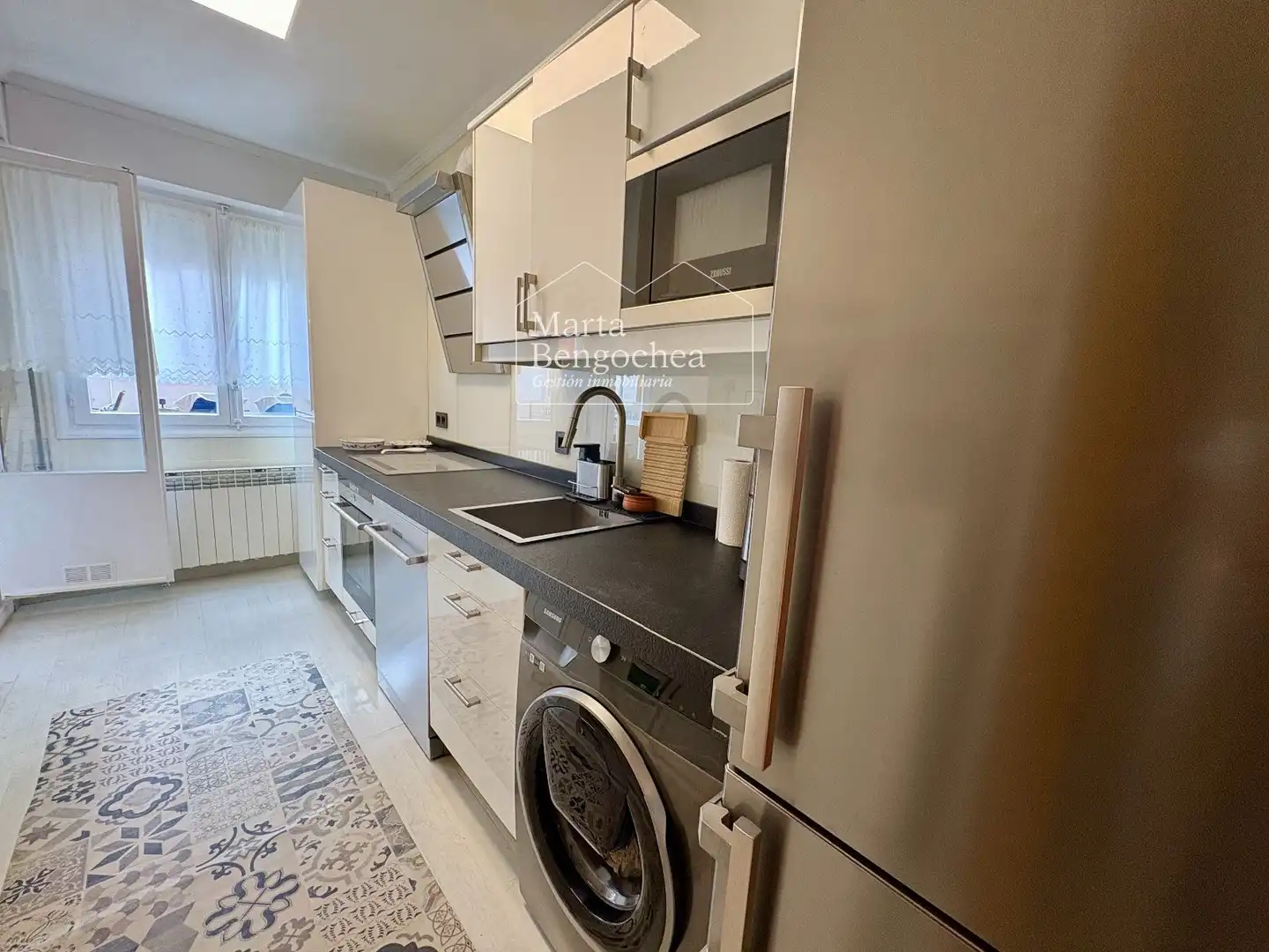Cocina de Piso en venta en Vitoria - Gasteiz con Calefacción y Terraza