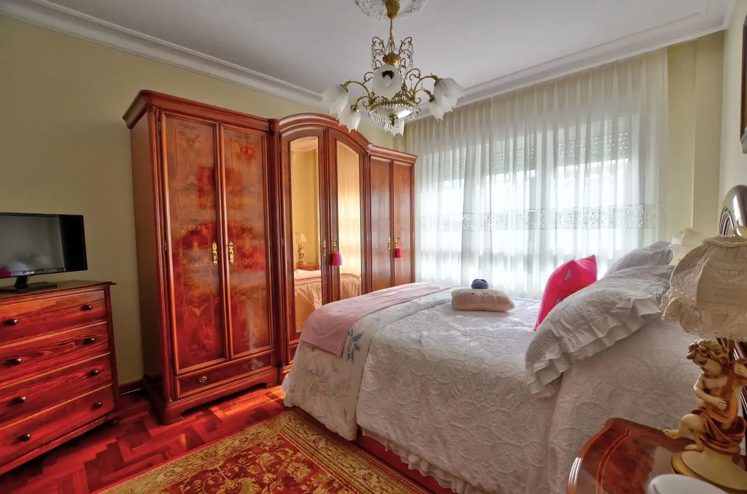 Habitación de Casa o chalet en venta en Avilés con Calefacción, Terraza y Trastero