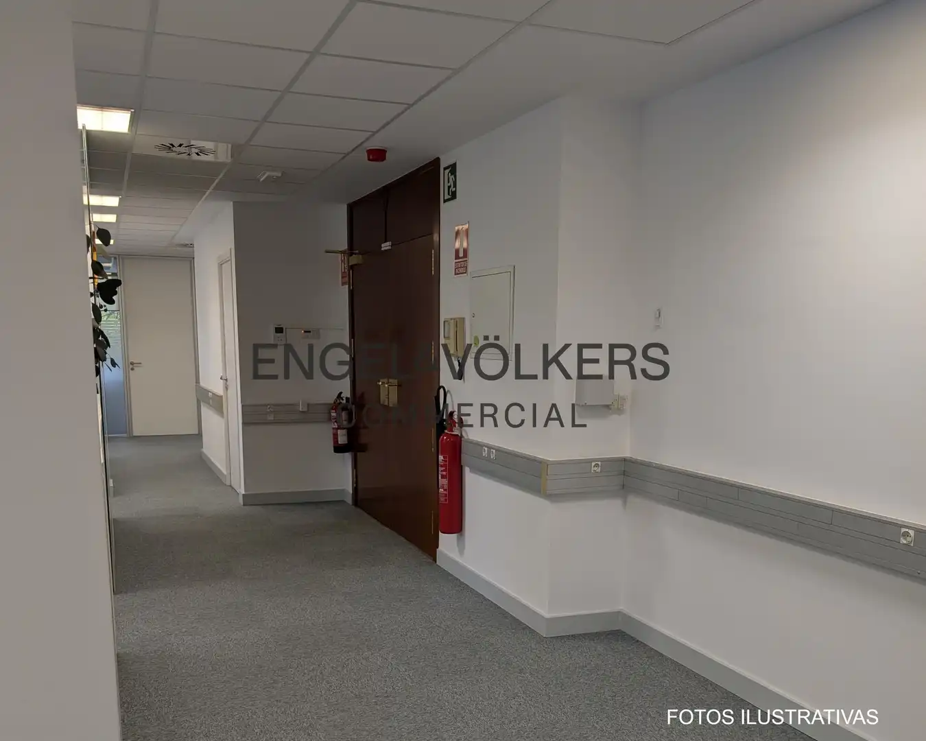Office for rent in Barcelona  with Air Conditioner