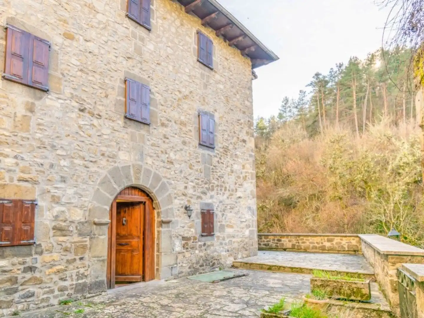 Exterior view of Country homes for sale in Uztárroz / Uztarroze