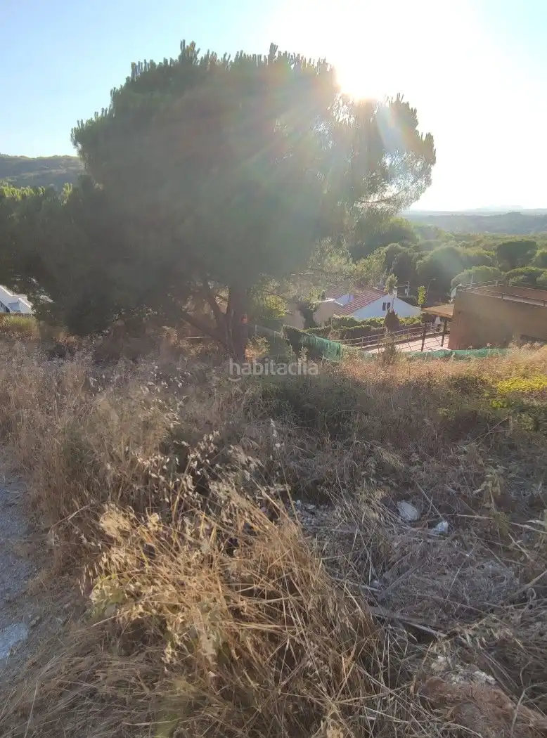 Terreno residencial en venta en Carrer la Pineda 3, imagen 2