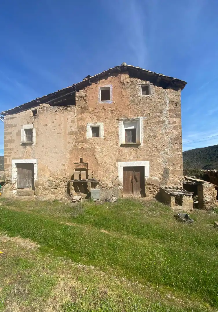 Vista exterior de Terreny en venda en Tiurana
