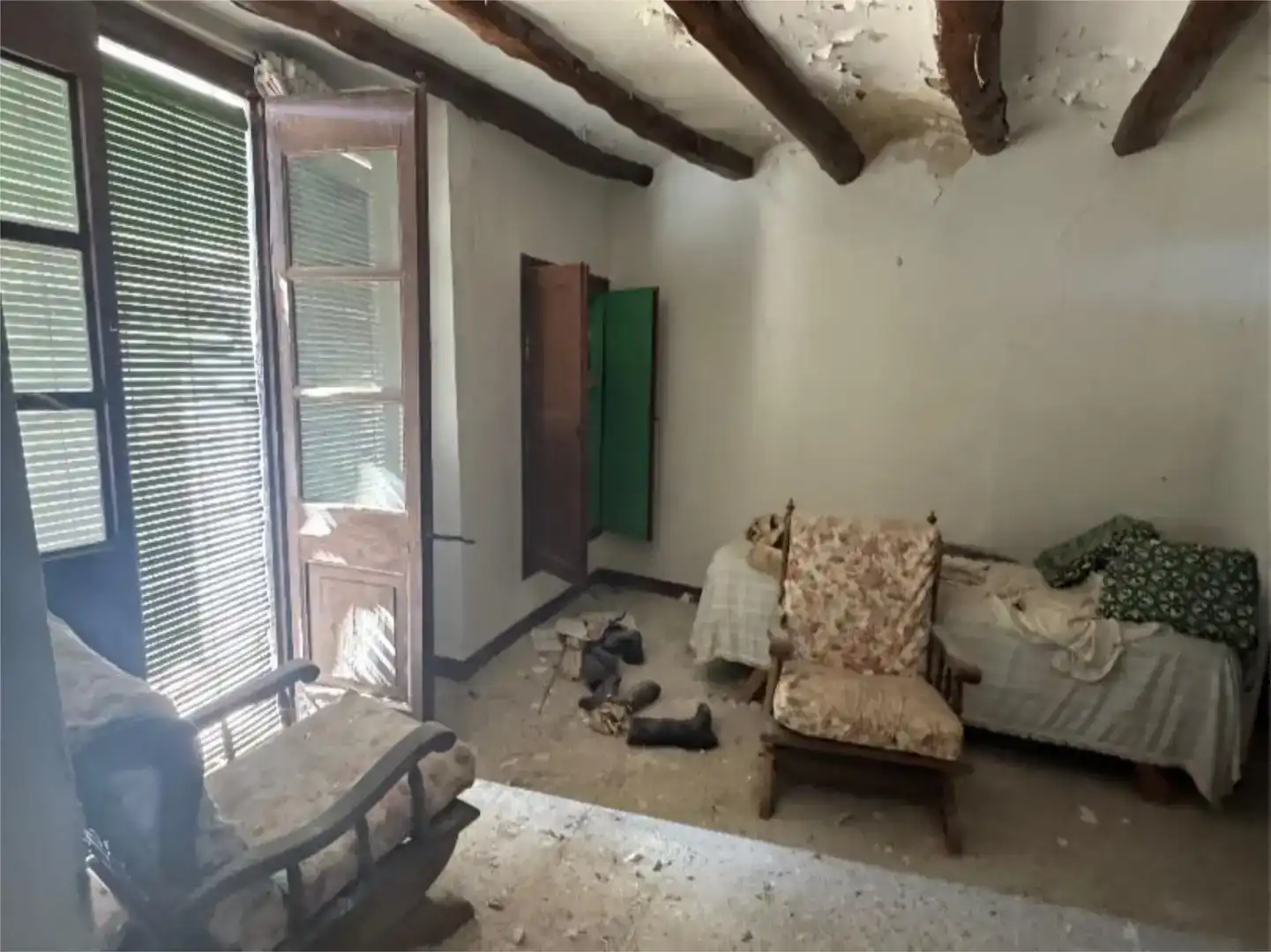 Sala d'estar de Casa adosada en venda en Àger