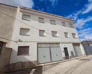 Exterior view of Building for sale in Villatobas