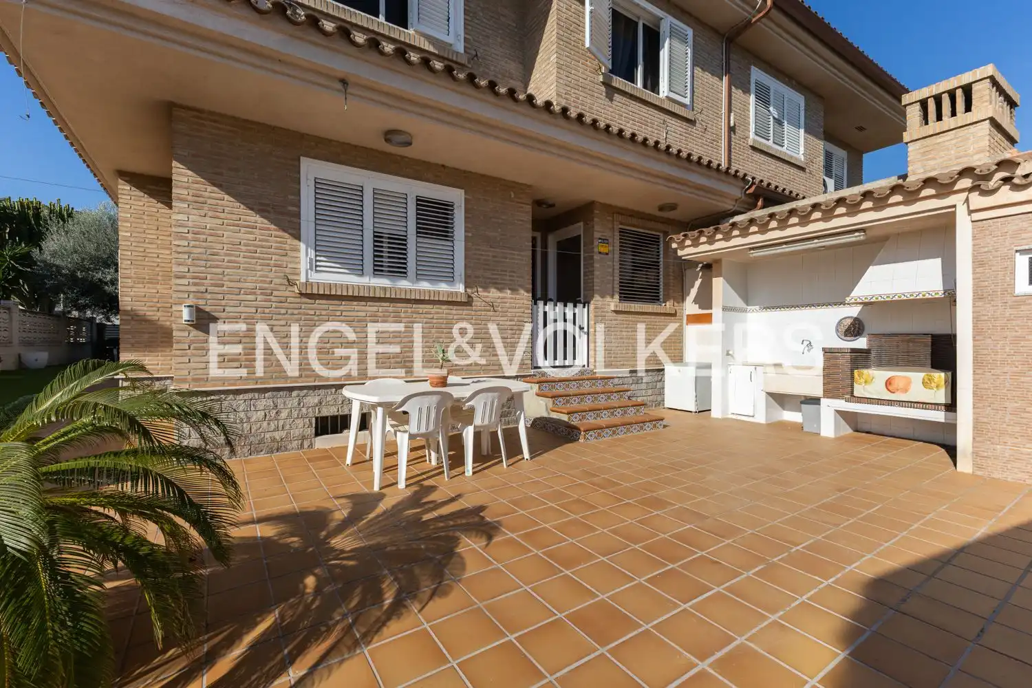 Vista exterior de Casa o chalet de alquiler en Benicasim / Benicàssim con Aire acondicionado, Calefacción y Jardín privado