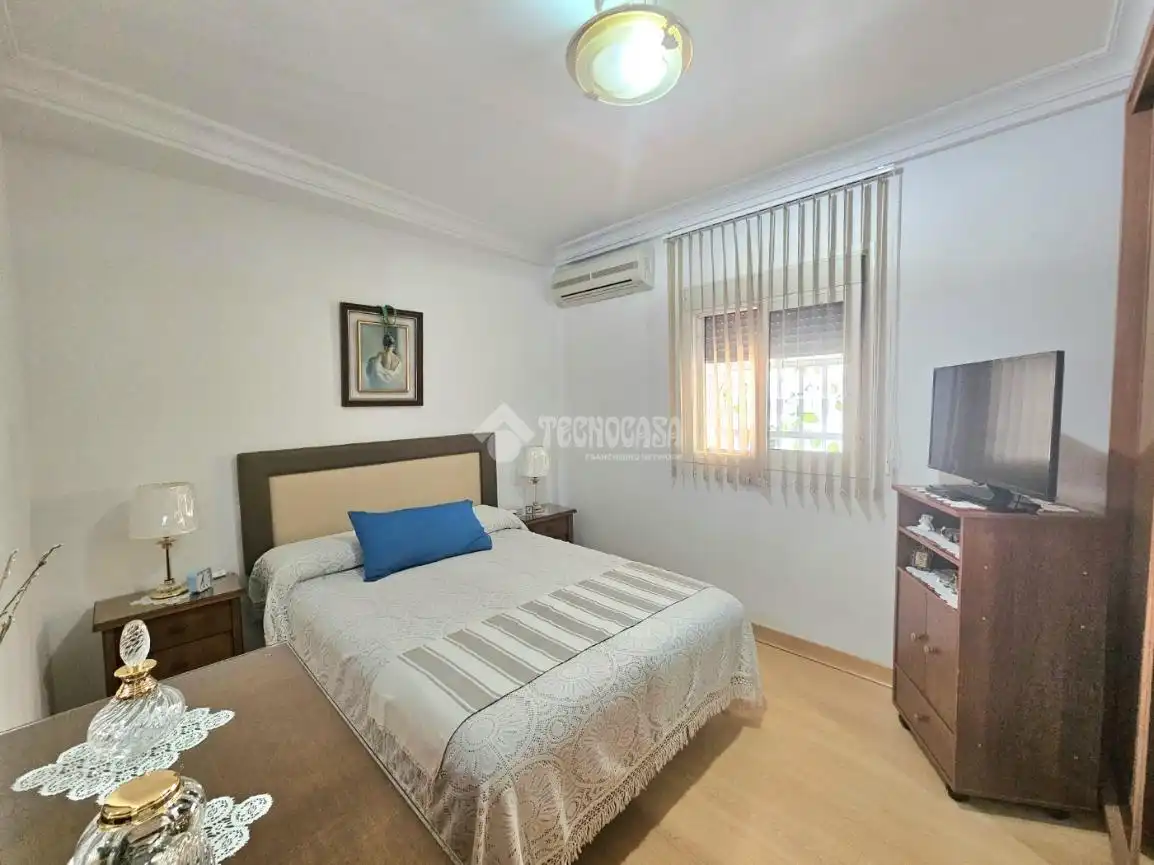 Bedroom of Flat for sale in Mairena del Aljarafe