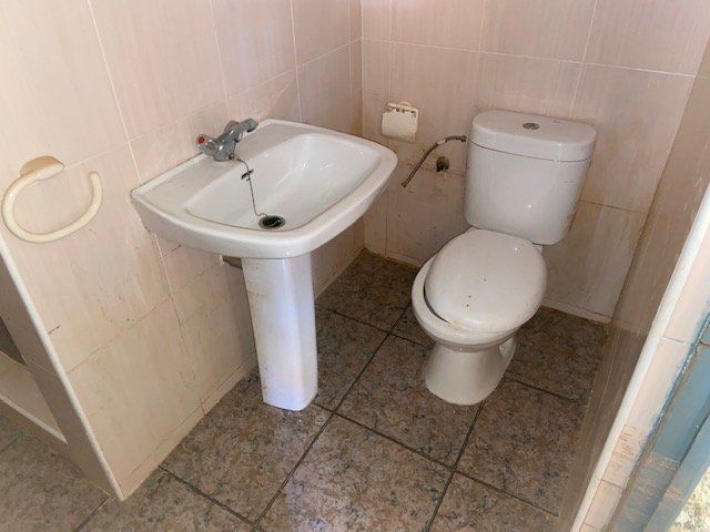 Bathroom of Duplex for sale in Cartagena