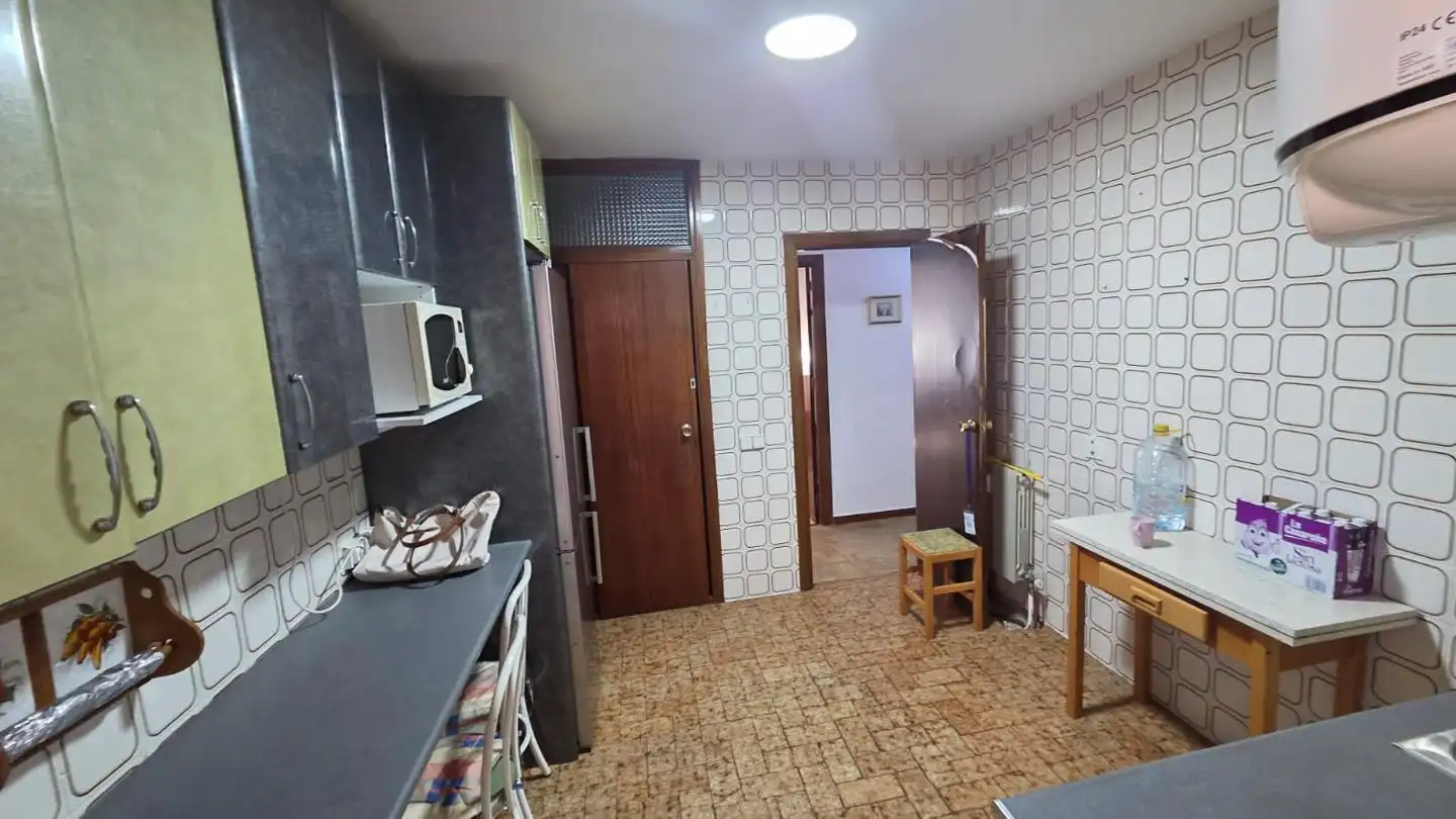 Kitchen of Flat for sale in Santa Cruz de la Zarza  with Heating, Parquet flooring and Terrace