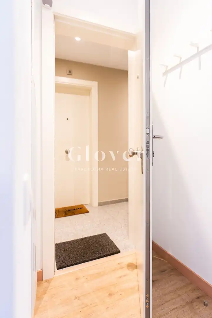 Habitación de Piso en venta en Barcelona con Aire acondicionado y Calefacción