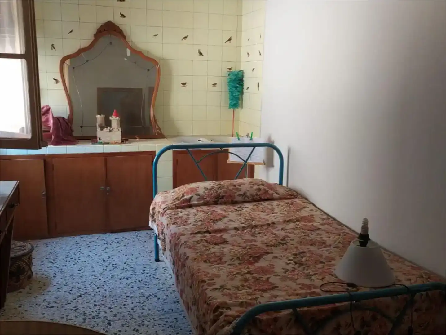 Habitación de Casa adosada en venta en Consuegra, Toledo