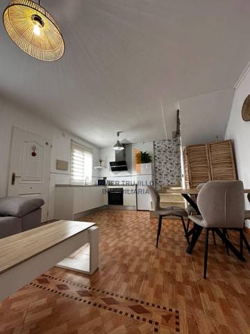 Finca rústica en Alquiler en N/A en Almayate