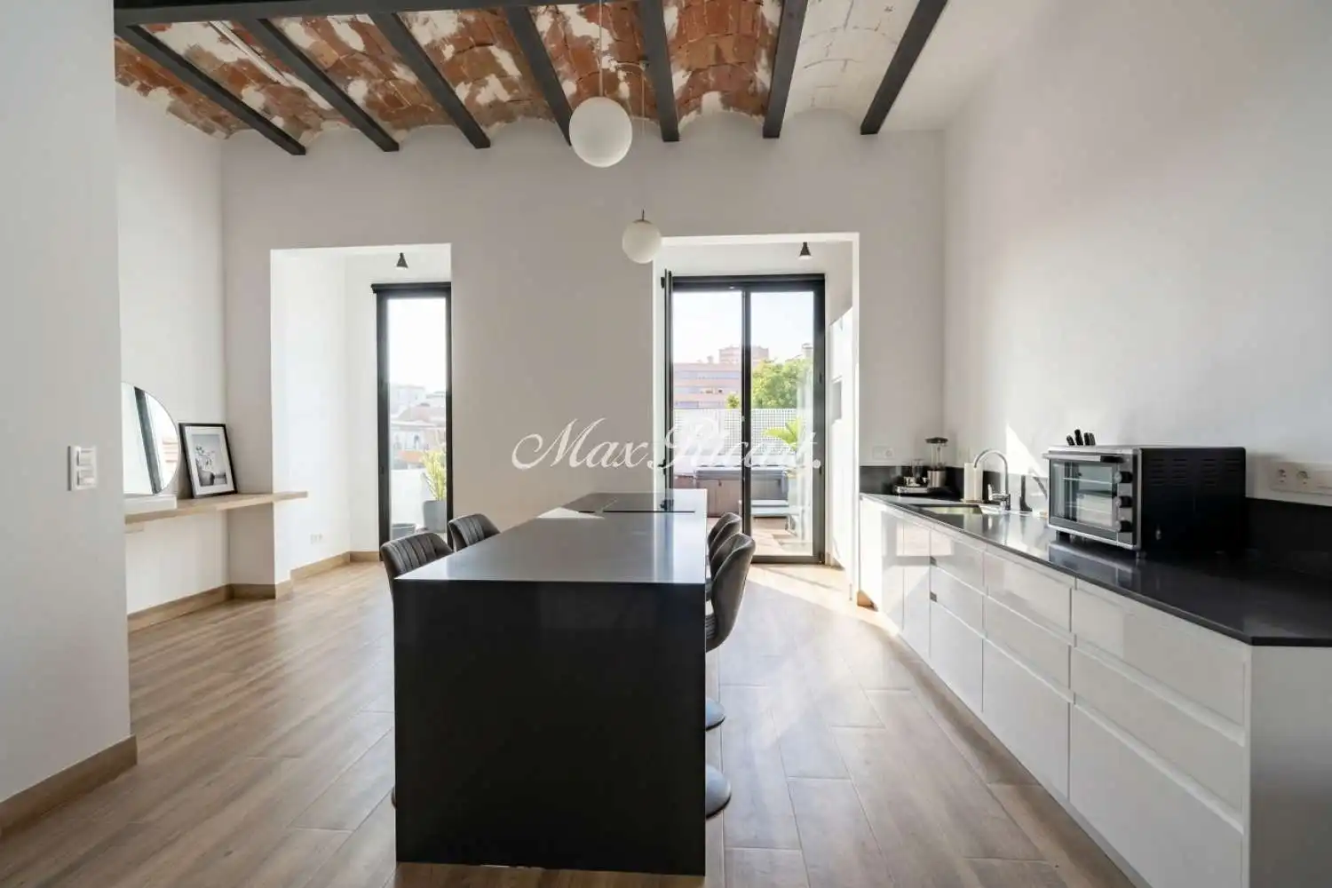 Casa con piscina en venta en Sant Martí, imagen 2