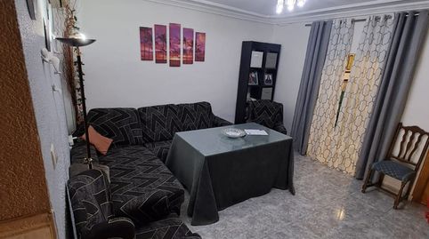 SE VENDE FANTÁSTICA CASA CON COCHERA POR LA ZONA CRUZ DEL LLORO, POR 190.000 € NEGOCIABLES!!!, immagine 2