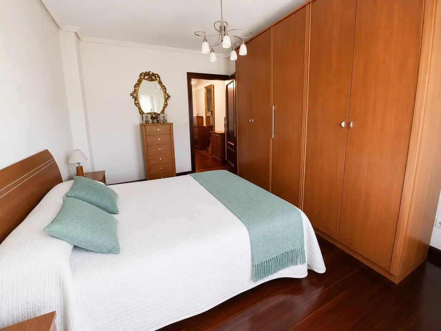 Habitación de Casa adosada en venta en Ruesga con Calefacción, Amueblado y Balcón
