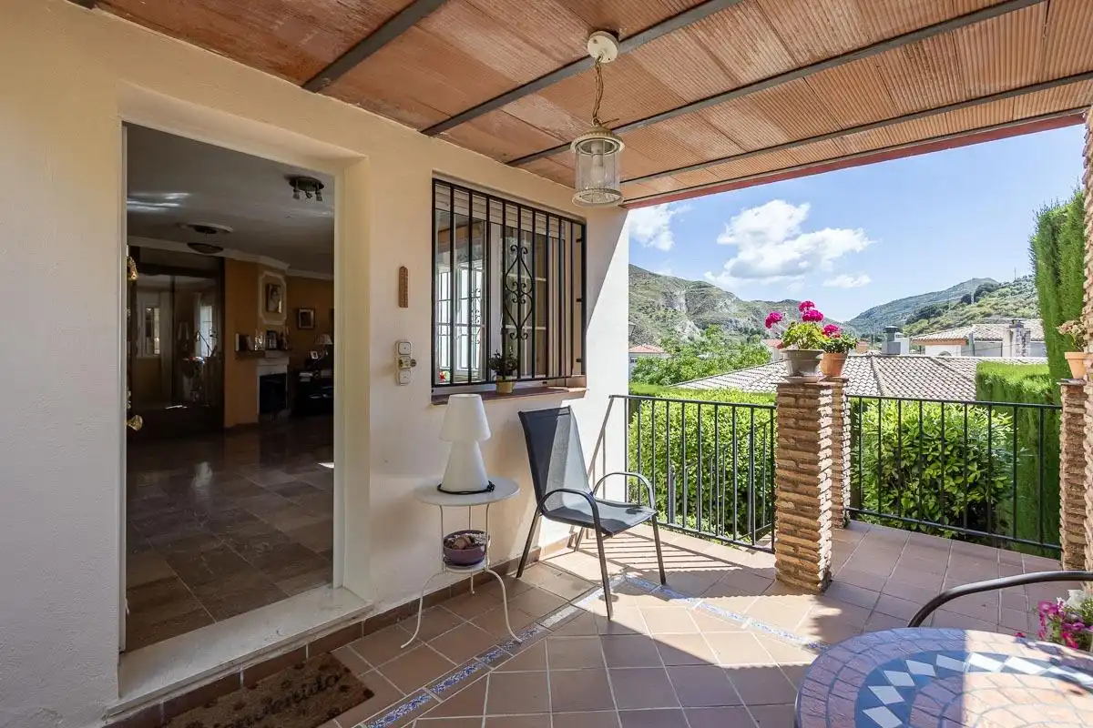 Villa mit Pool zum Verkauf in Pinos Genil, imagen 4
