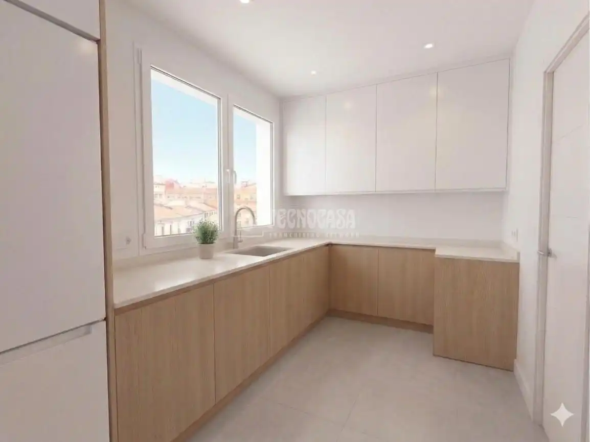 Kitchen of Flat for sale in Paterna