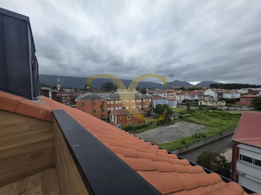 Terrasse von Dachboden zum Verkauf in Llanes mit Heizung, Privatgarten und Terrasse