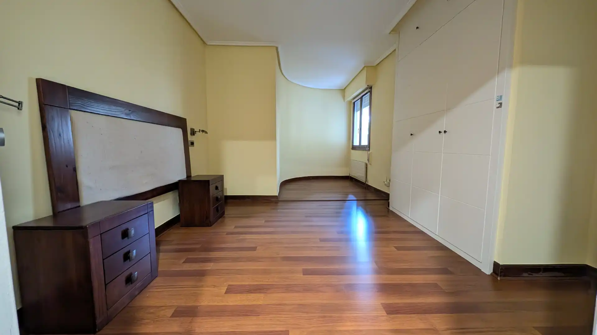 Dormitori de Pis en venda en Getxo  amb Calefacció, Terrassa i Traster