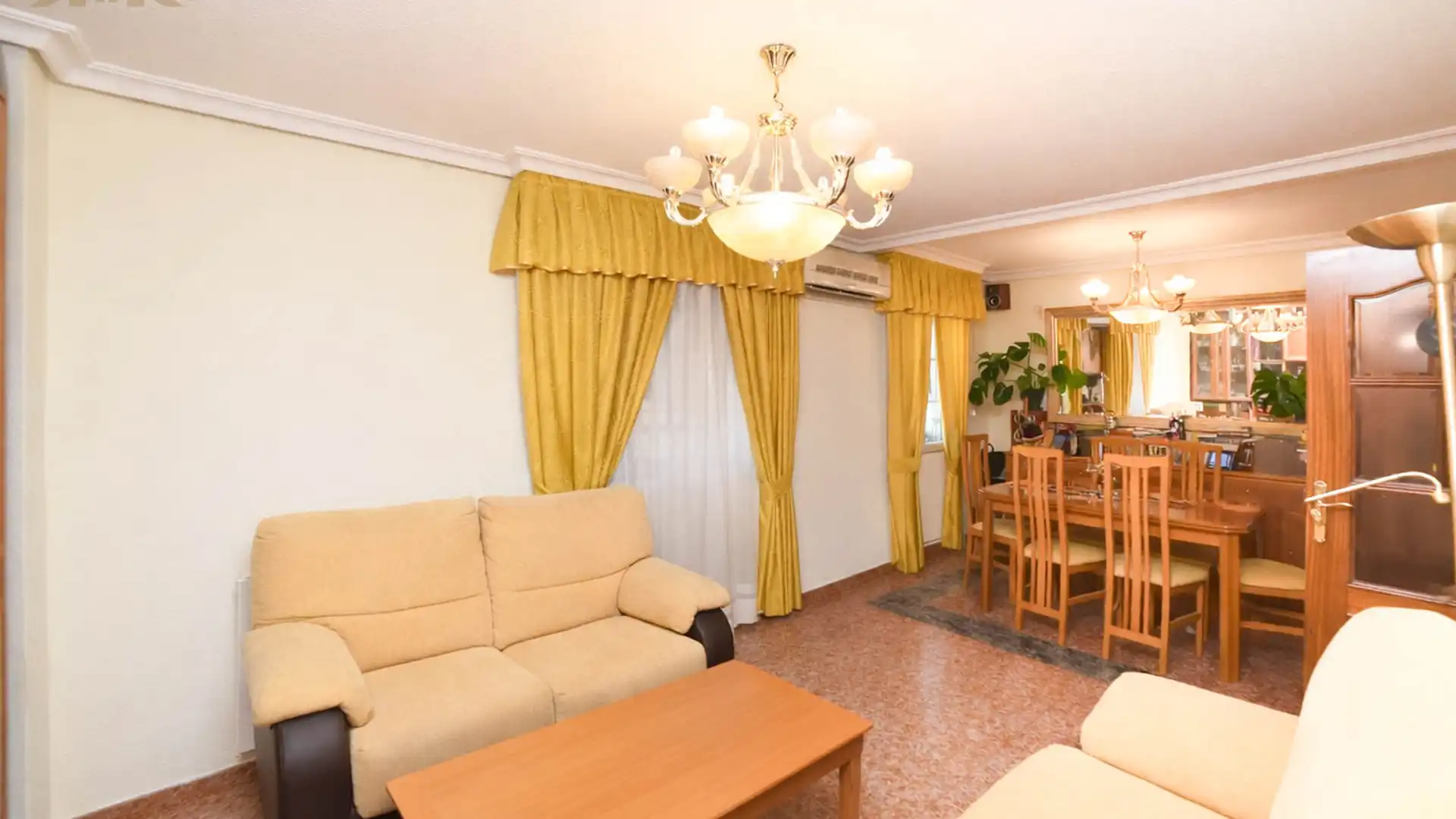 Living room of Flat for sale in Alcorcón  with Air Conditioner, Heating and Furnished