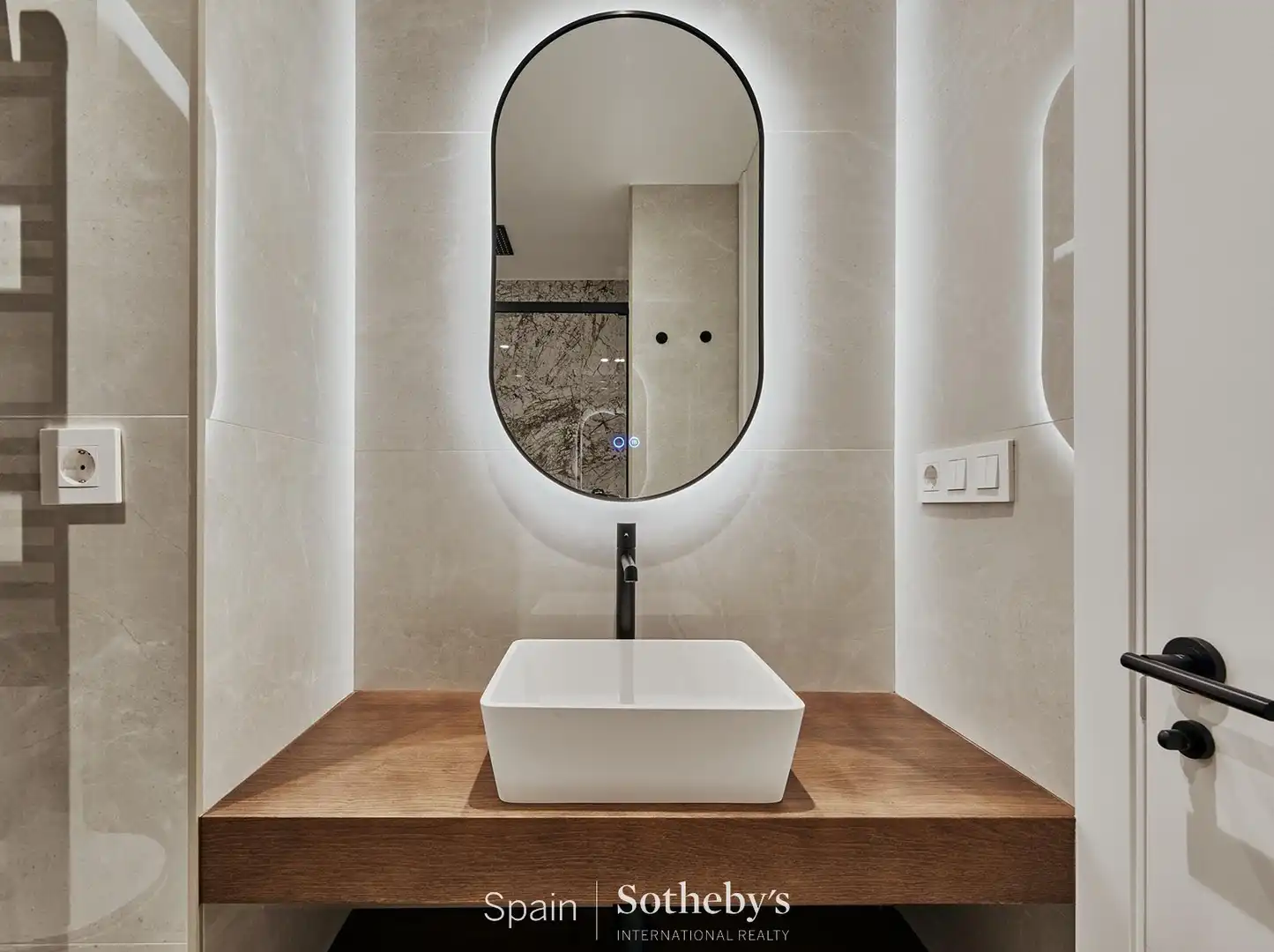 Bany de Apartament en venda en Madrid amb Aire condicionat, Calefacció i Terrassa