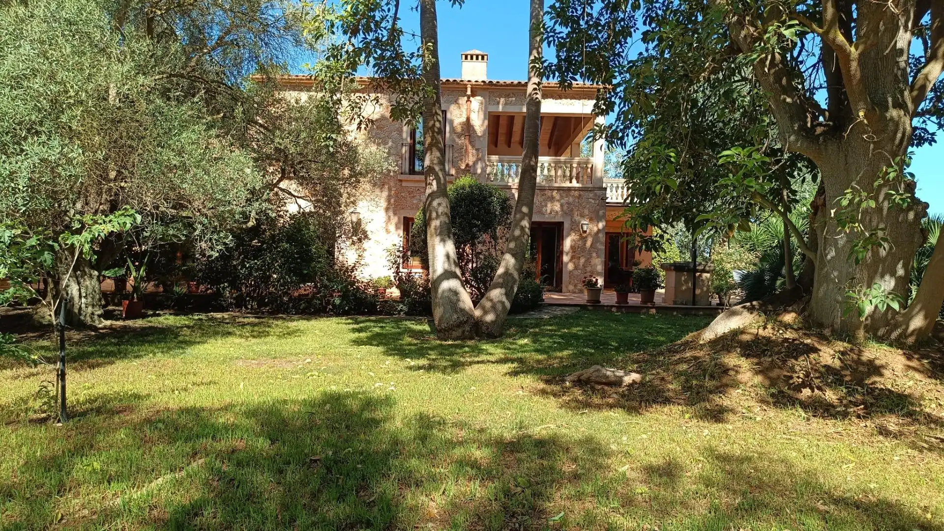 Casa rústica amb piscina en venda a Manacor Centre