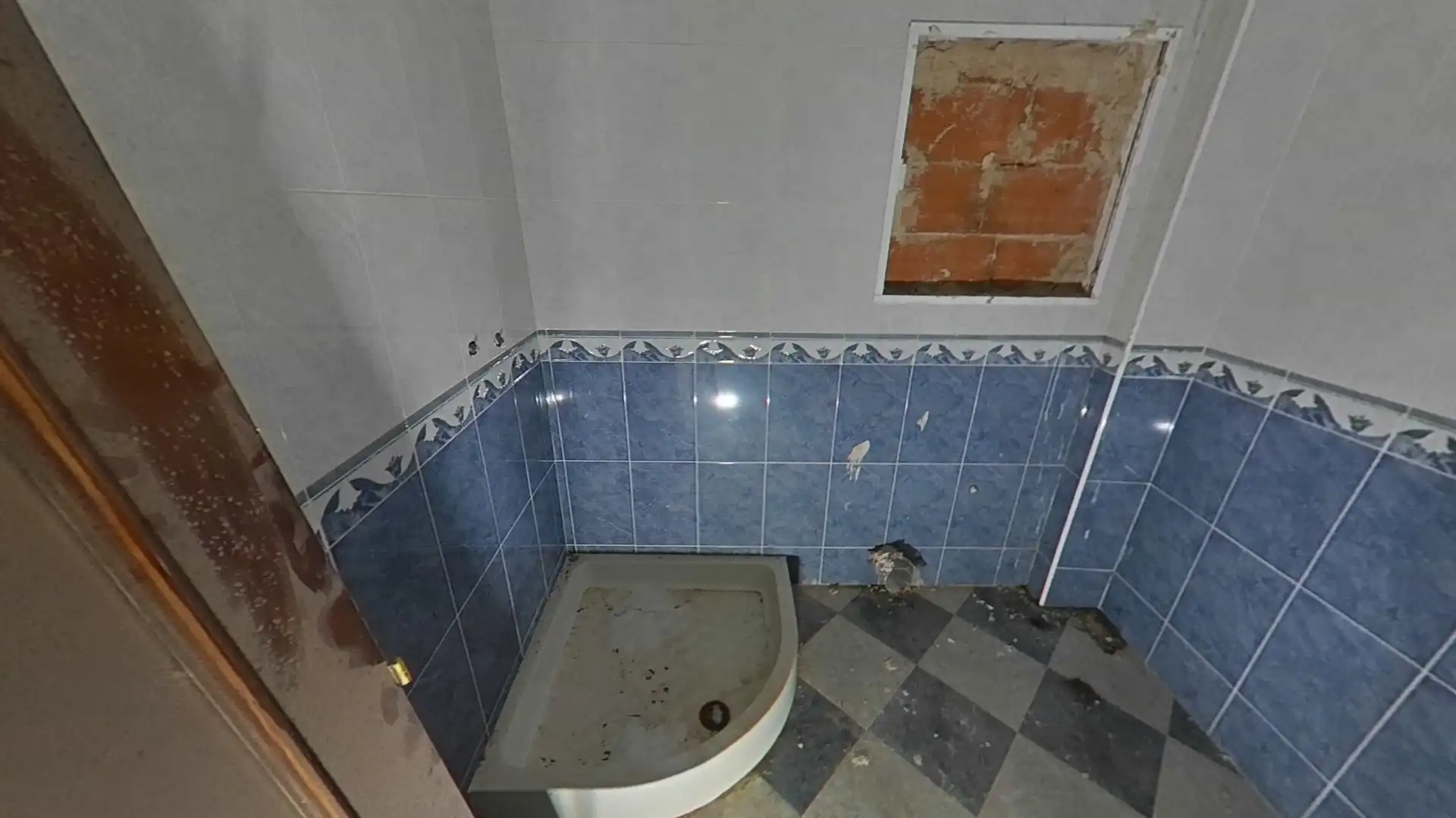 Bany de Apartament en venda en Fuente del Maestre amb Balcó