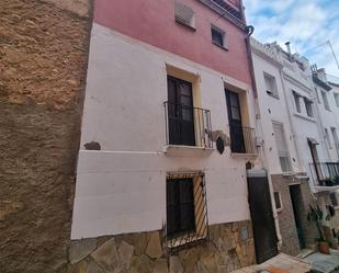 Exterior view of Single-family semi-detached for sale in Móra d'Ebre  with Terrace