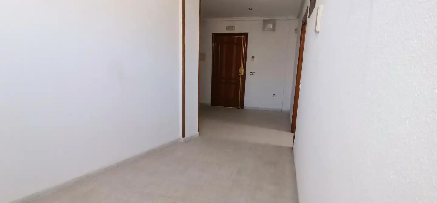 Büro zum Verkauf in Linares