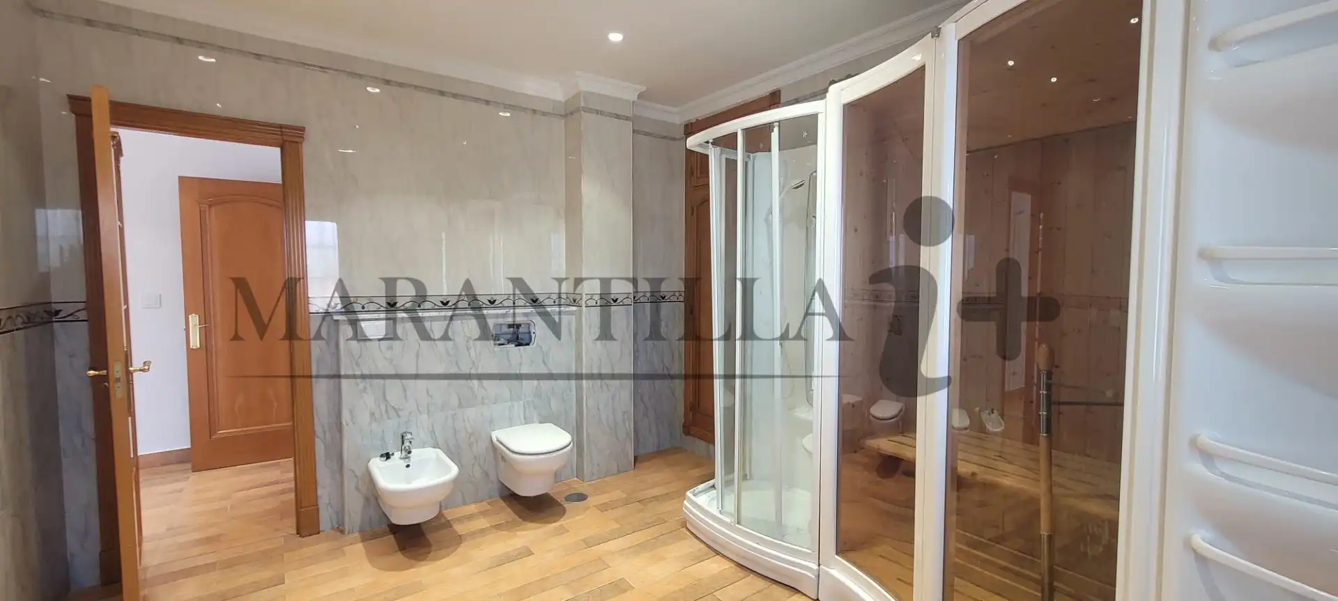 Baño de Casa o chalet en venta en Islantilla con Terraza, Piscina y Alarma