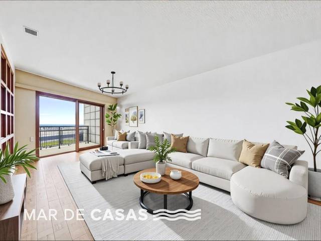 Piso en Venta en Avenida de Ramón y Cajal en Ensanche - Diputación