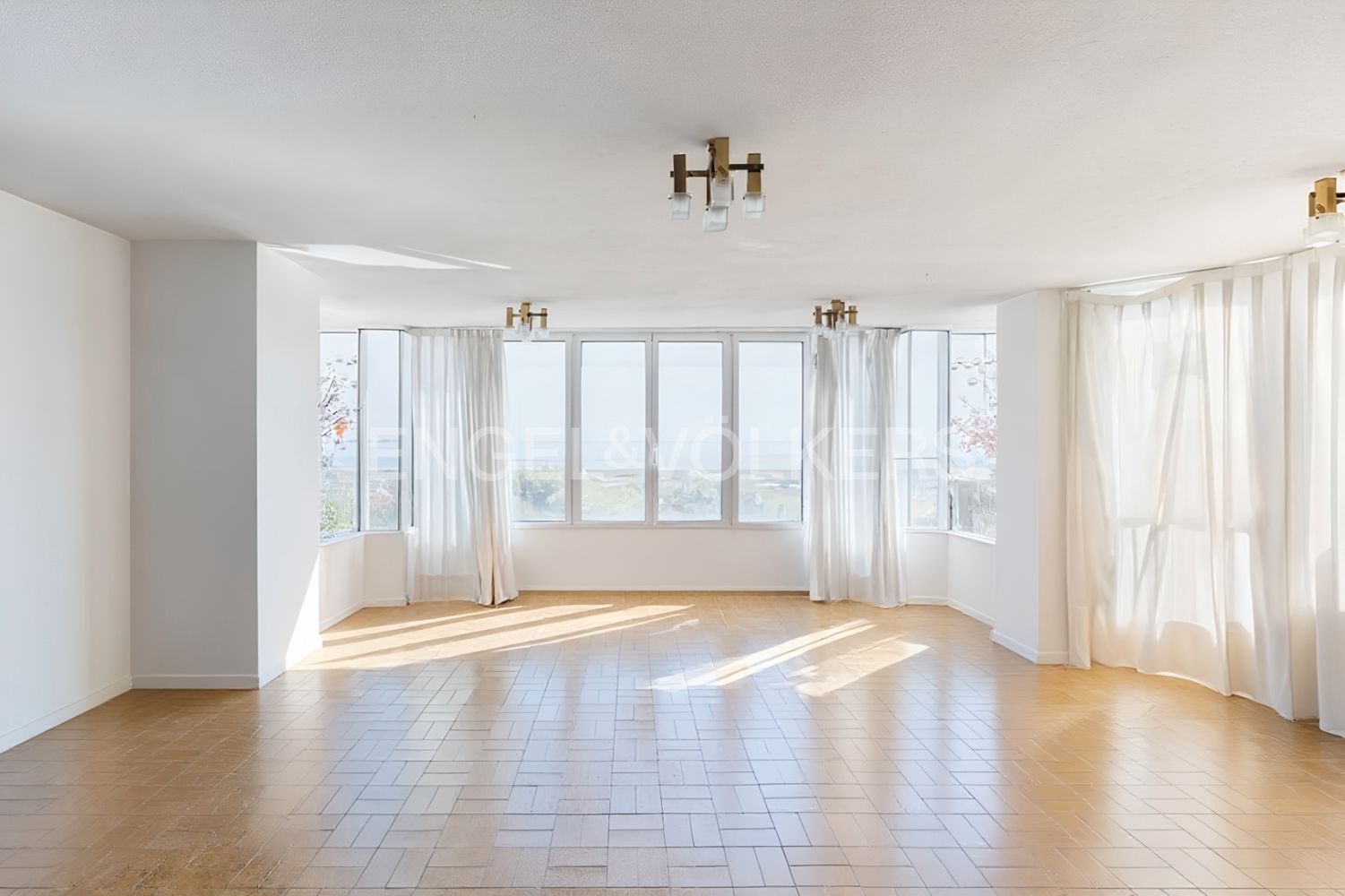 Sala d'estar de Apartament en venda en  Valencia Capital amb Calefacció, Traster i Piscina