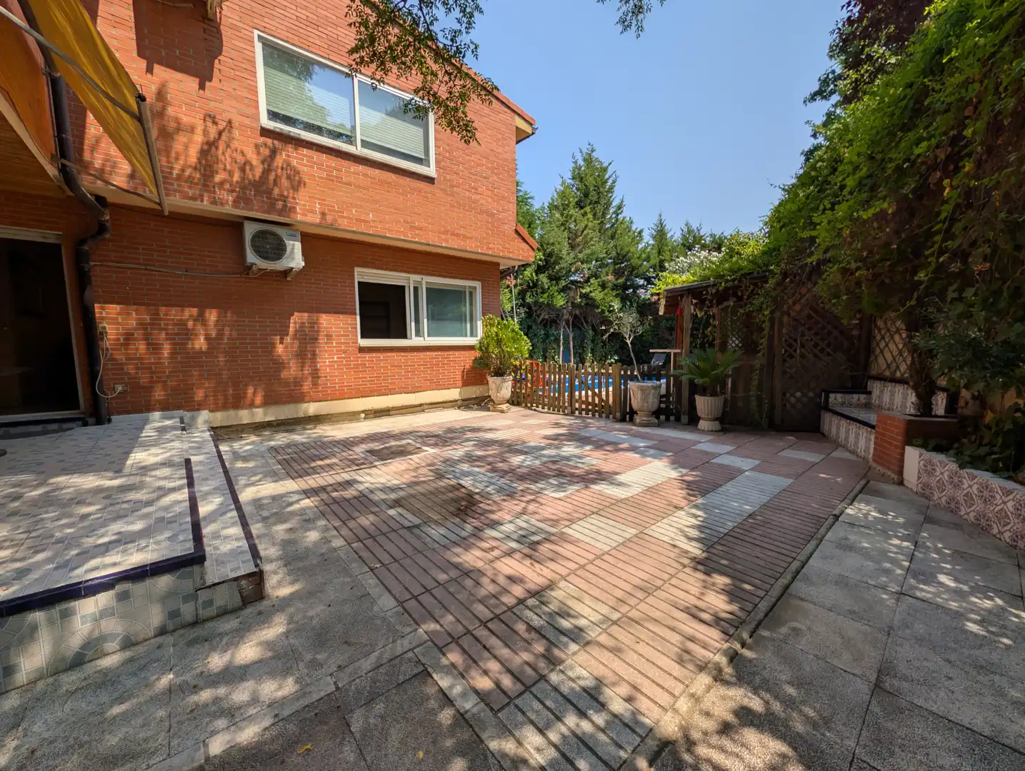 Terrace of Houses for sale in Rivas-Vaciamadrid  with Heating, Private garden and Swimming Pool