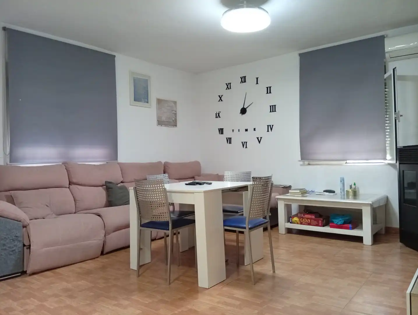 Sala de estar de Casa o chalet en venta en Ugena con Aire acondicionado, Calefacción y Jardín privado