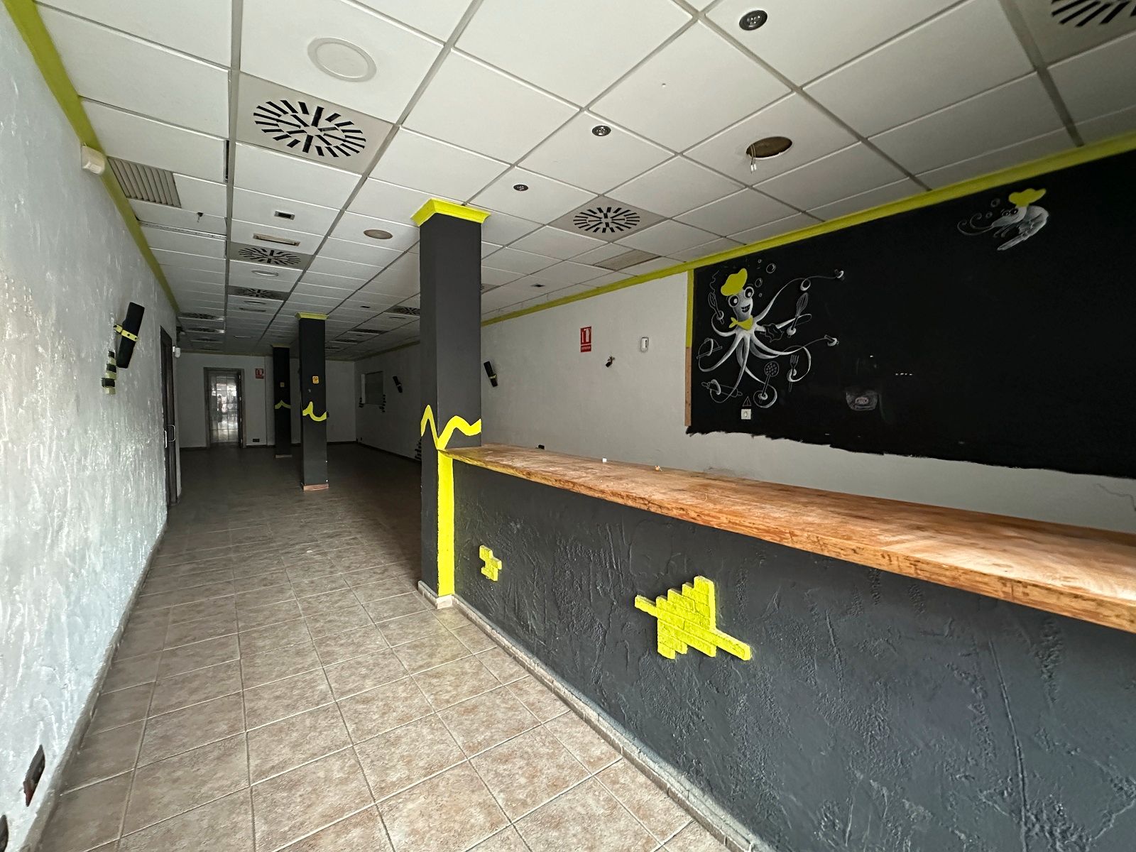 Premises for sale in Rafelbuñol / Rafelbunyol