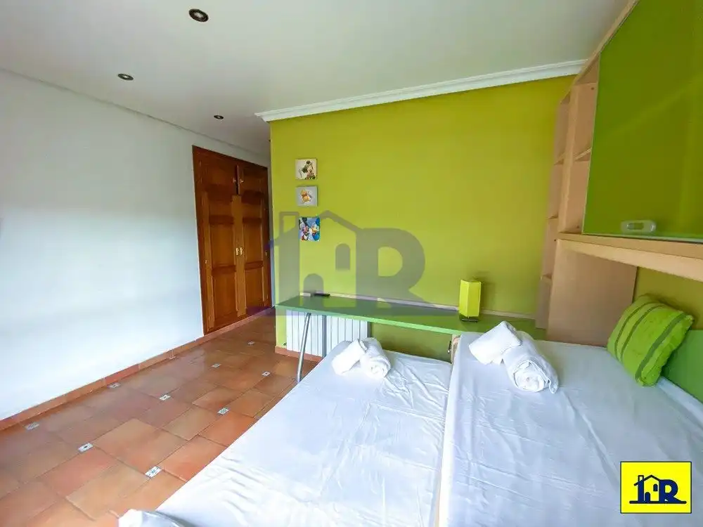 Bedroom of Houses for sale in Arcas del Villar  with Air Conditioner, Heating and Terrace